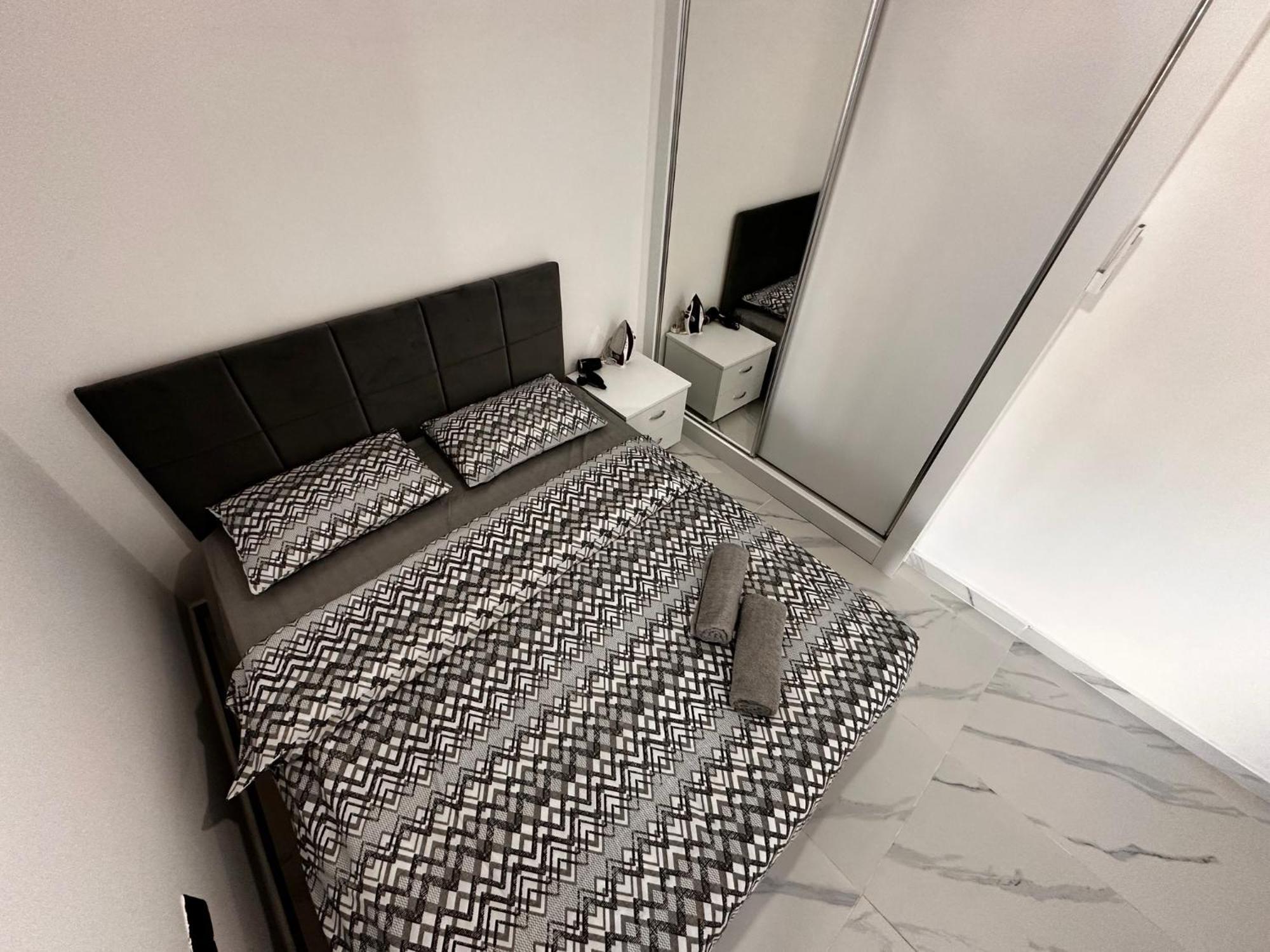 Kyrenia Center, 1room Bluepalm Site With Pool